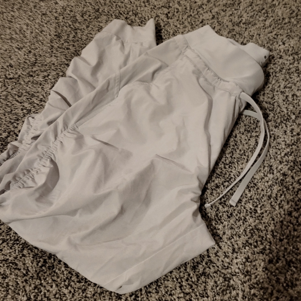 Athleta attitude joggers